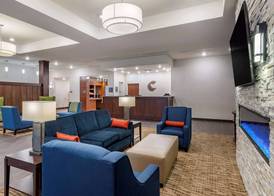 Comfort Suites Newnan 2