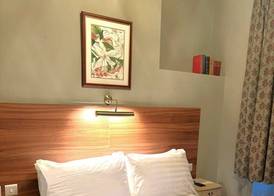 The Norfolk, Paddington 4