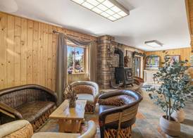 Spirit Lake Lodge 3