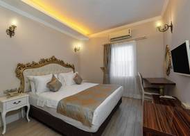 PORTO AZUL OTEL 5