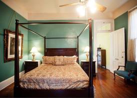 Degas House 4