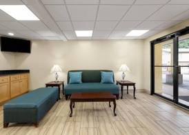 Days Inn by Wyndham Murphy 4