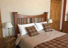 Rossmount Guest House 3
