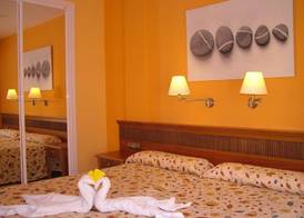Aparthotel El Cerrito 4