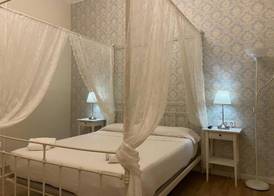 Lumine Luxury Suites by gaiarooms 4