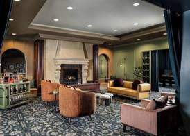 The Louie, A Davenport Hotel, Autograph Collection 3