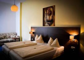 Hotel Am Landeshaus 5