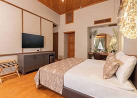Dumos Suite Hotel 5