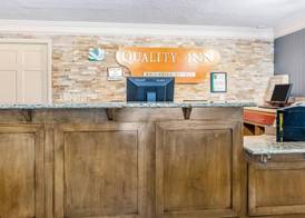 Quality Inn Findlay 2
