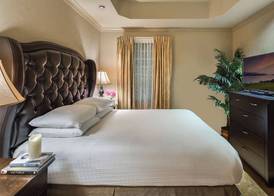 The Royal Kelowna - Bellstar Hotels & Resorts 4