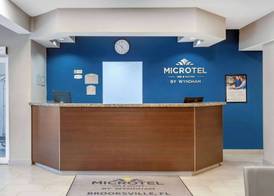 Microtel Inn & Suites by Wyndham Brooksville 3