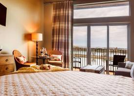 The Lodge at Columbia Point 3