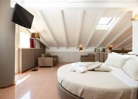 Hotel Lady Mary 5