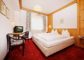 Hotel Grafenwirt 4