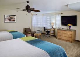 PB Surf Beachside Inn 3