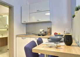 D&A Center Apartments with FREE Parking 5