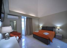 Gatto Bianco House 4