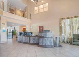Best Western Plus Bayside Hotel 4
