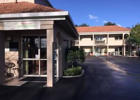Tuscana Motor Lodge 2