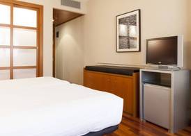 AC Hotel Tarragona by Marriott 3