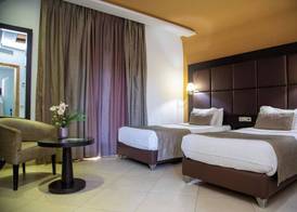 Malak Hotel 4