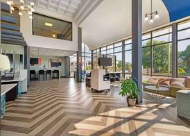 Best Western Plus Landmark Inn 3