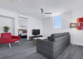 Hotel Diana South Brisbane 3