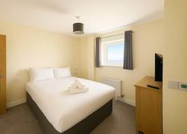 West Beach - Holiday Apartments 5