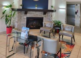 Super 8 by Wyndham Trois-Rivieres 2