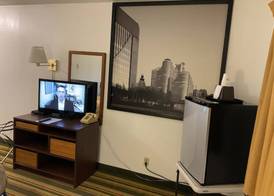 Budget Host Inn 4