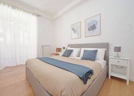 YCH Delightful flat near San Giovanni 4
