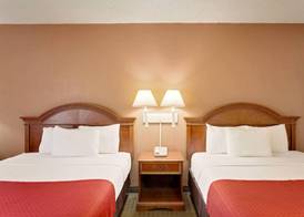 Ramada by Wyndham Provo 5