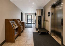 Econo Lodge Menomonie 2