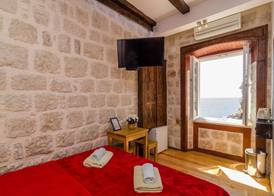 Eddie's Sea View Rooms Old Town 5