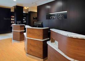 Courtyard by Marriott Indianapolis Downtown 2