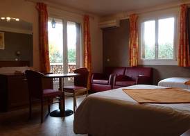 Hôtel Charles 2