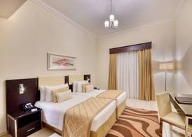 Pearl Marina Hotel Apartments 5
