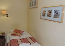 Dolphin Hotel 4