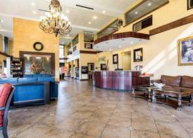 Comfort Suites near NASA - Clear Lake 3