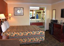 Dynasty Suites Santa Fe Springs 4