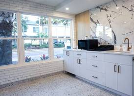 Ivory Sands Beach Suites 4