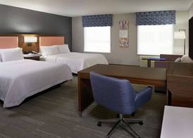 Hampton Inn & Suites by Hilton Montreal-Dorval 5