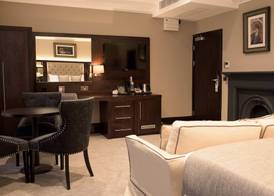 The County Aparthotel 3