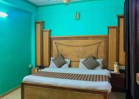 Gyan Ganga - A Luxurious Hotel 3
