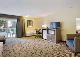 SureStay Plus Hotel by Best Western Sacramento North 5