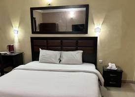Whitehouse Msquare Hotel 4