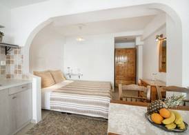 Nafsika Sea View Apartments 4