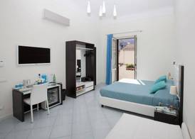 Sorrento Flats 5