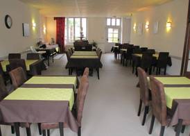 Logis Hotel Le Cerf 4