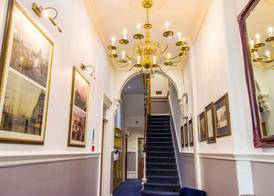 London Town Hotel 2